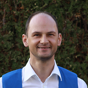  Reinhard Hölzl  